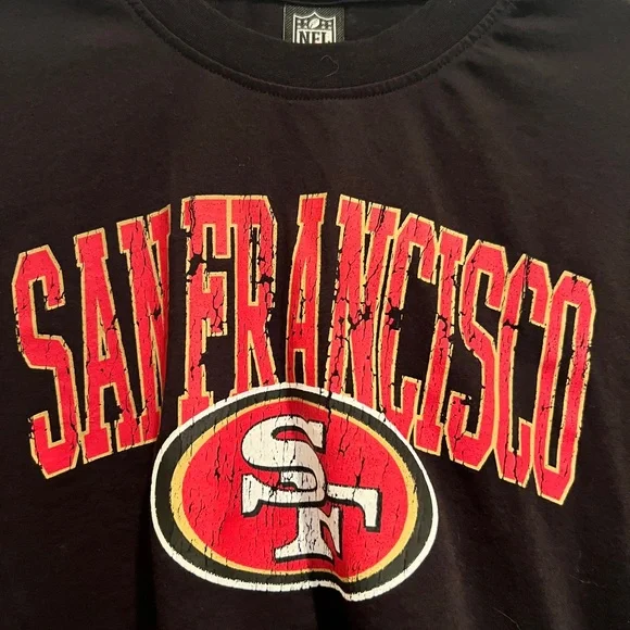 NFL San Francisco 49ers Black Tee with Red and White Logo - Picture 2 of 4
